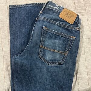 Abercrombie & Fitch Men's Classic Straight Leg Jeans